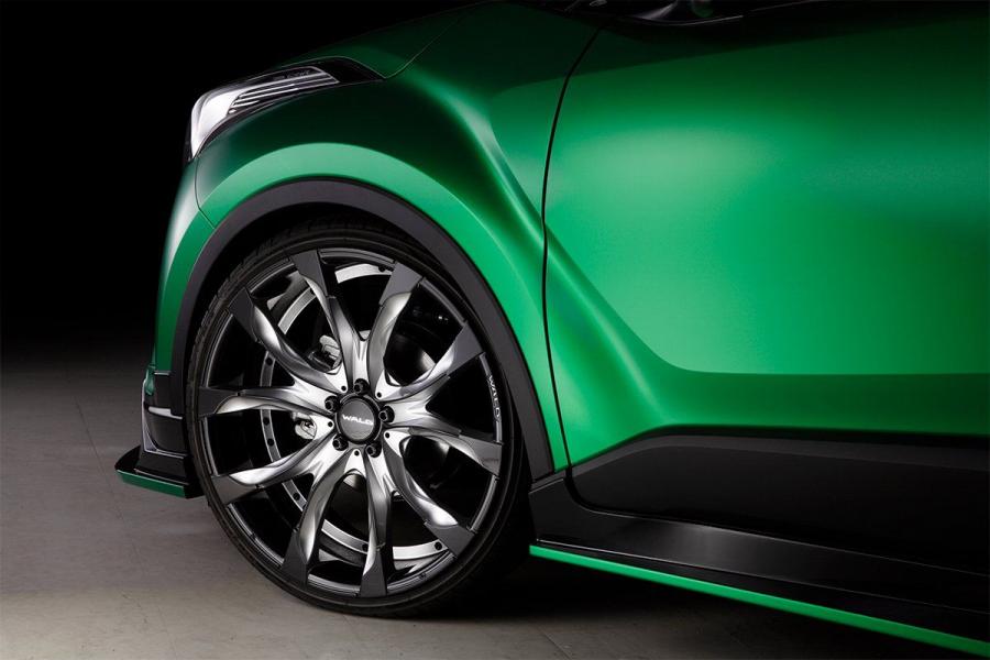 Детали экстерьера Toyota C-HR Sports Line by Wald 2018 года  (фото 5 из 13)